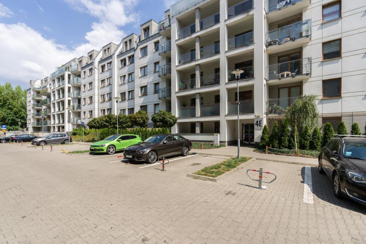 Czarnieckiego Apartment With Balcony Poznan By Noclegi Renters Exteriér fotografie